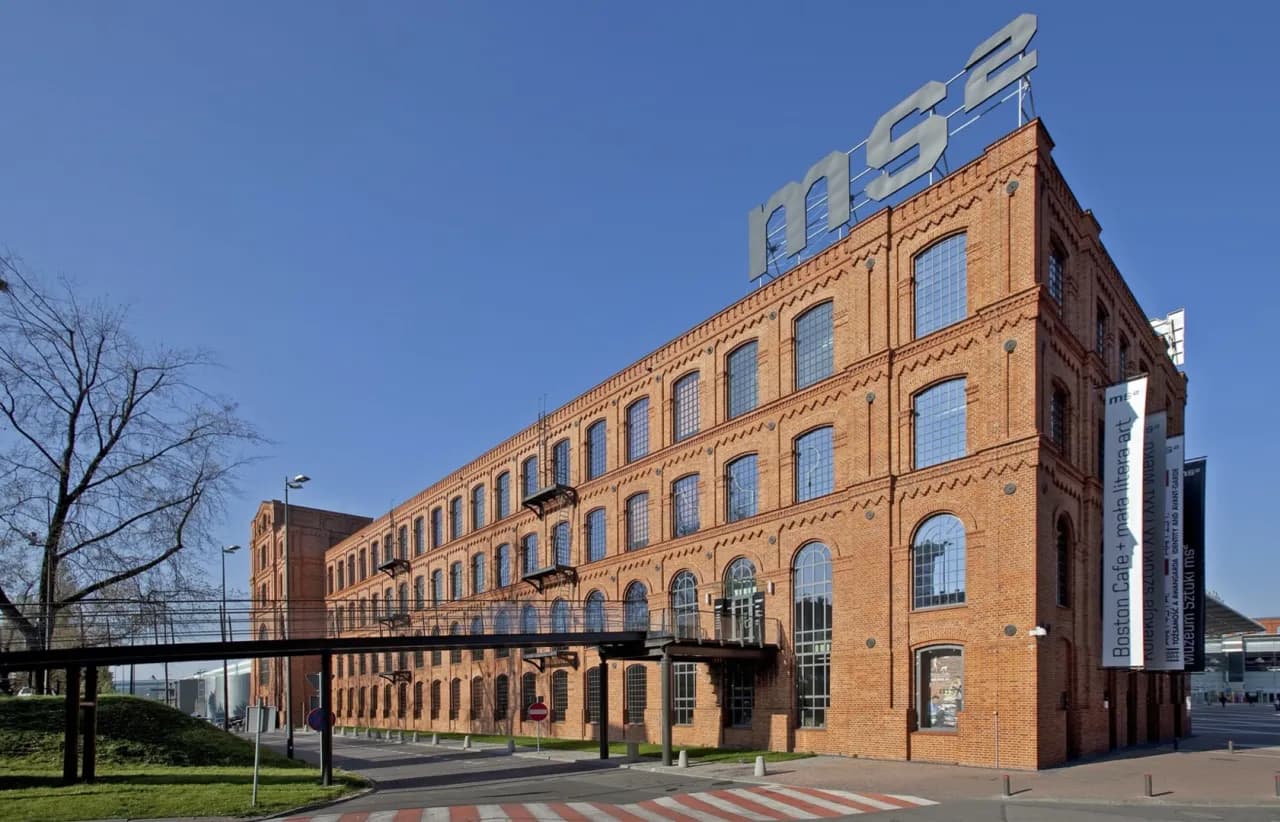 Muzeum sztuki w Łodzi ms2 – odkryj niezwykłe kolekcje i wystawy