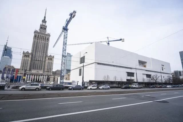 Kiedy otwarcie muzeum sztuki nowoczesnej w Warszawie? Nie przegap!