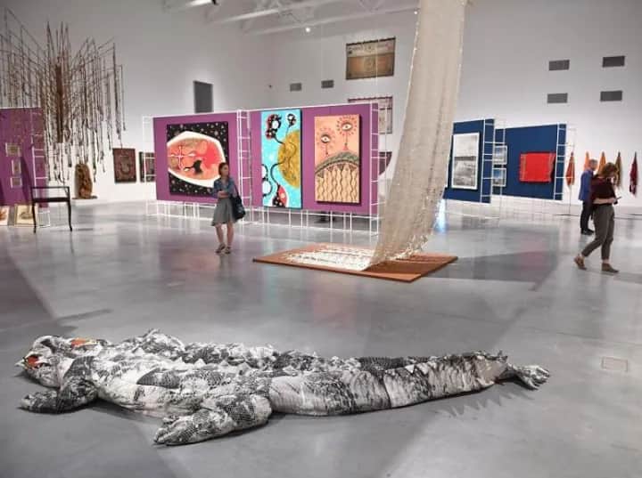 Wystawa muzeum sztuki nowoczesnej: odkryj wyjątkowe dzieła i tematy